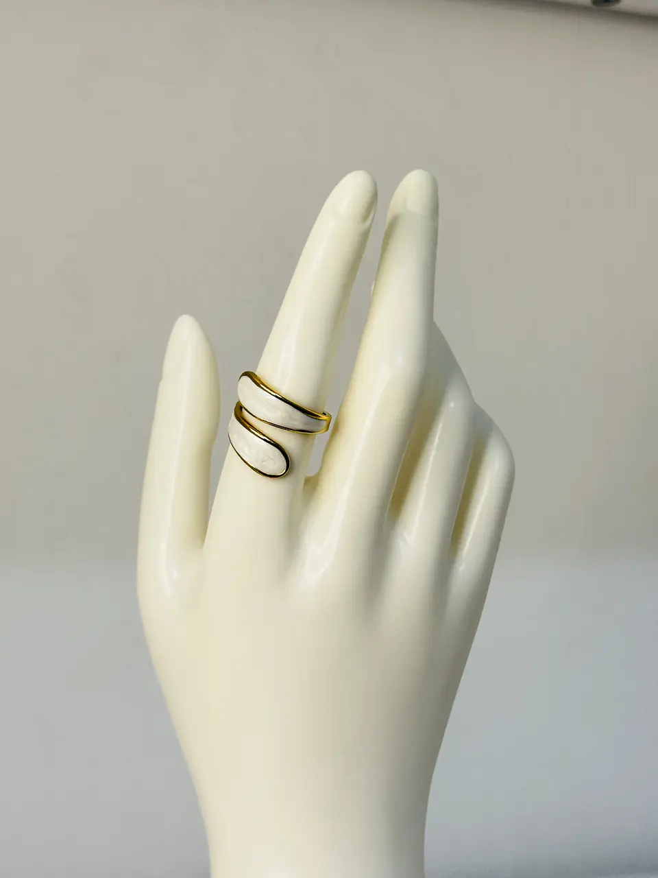 Anillo Espiral Cúpula Perlada  3