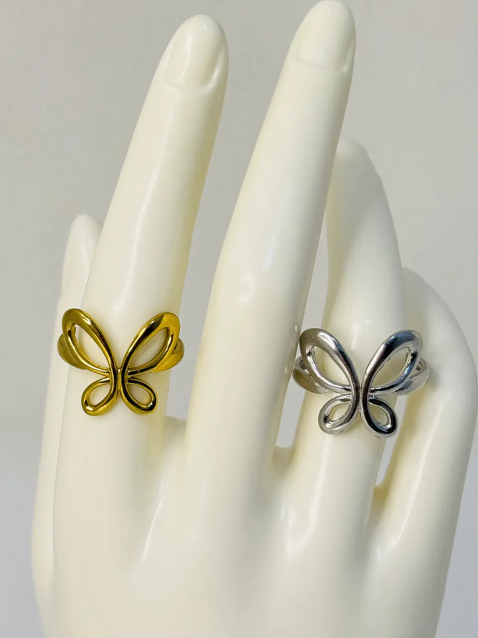 Anillo Mariposa Calada en Acero  3