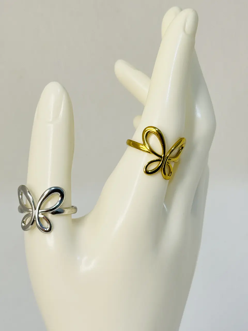 Anillo Mariposa Calada en Acero  5