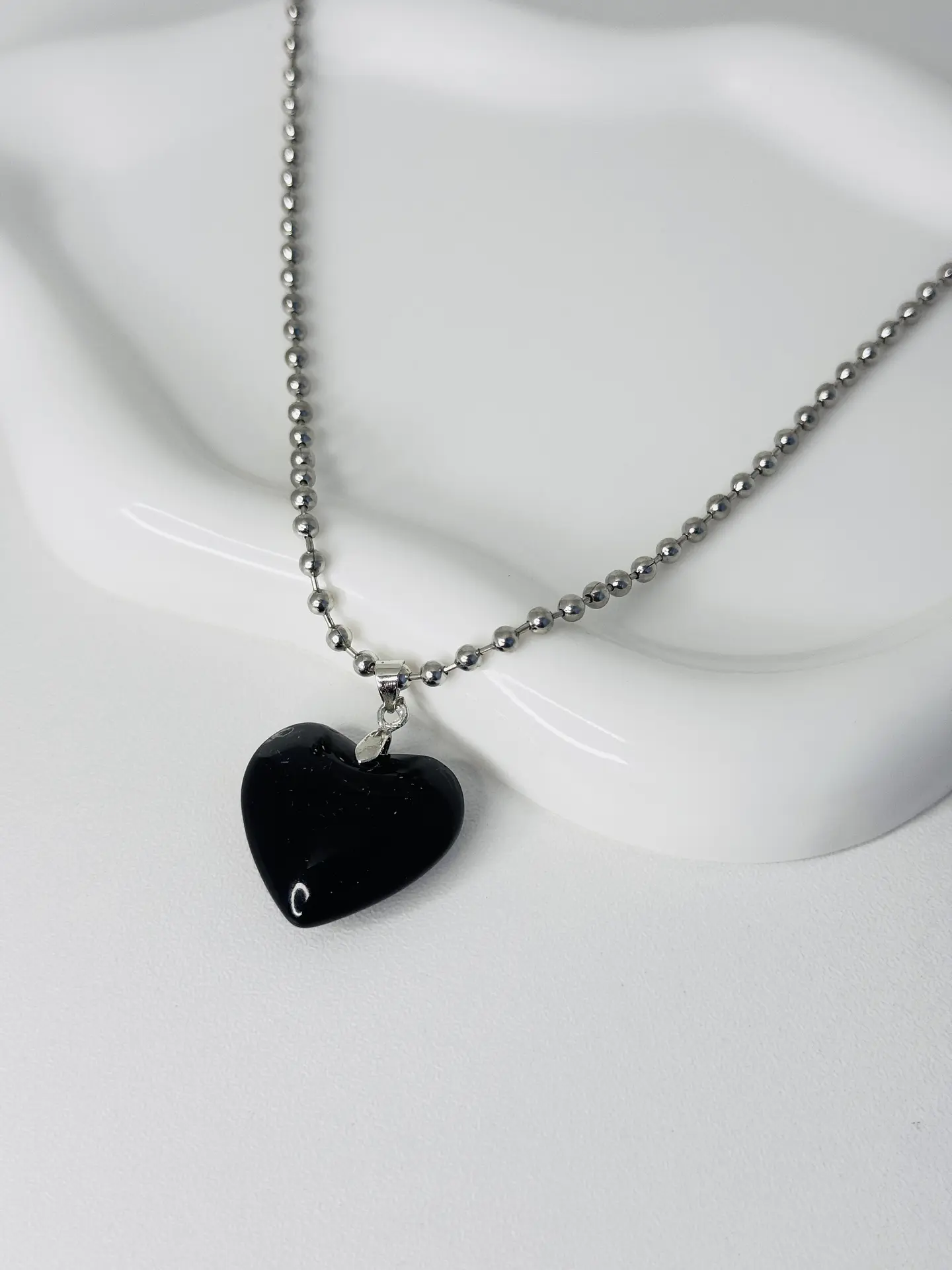 Collar Corazón Black Crystal en Acero 2