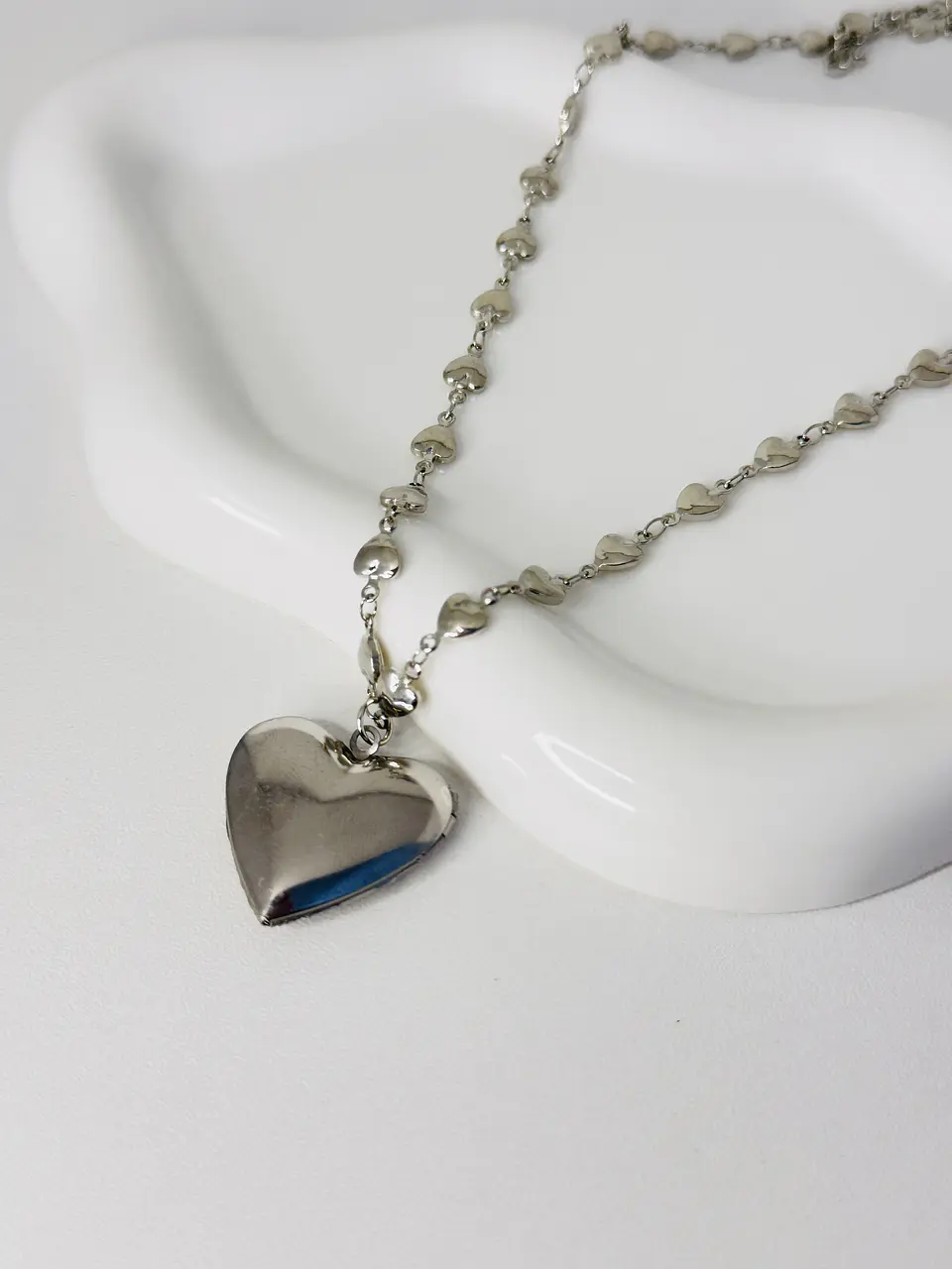Collar Relicario Corazón  en Acero  5