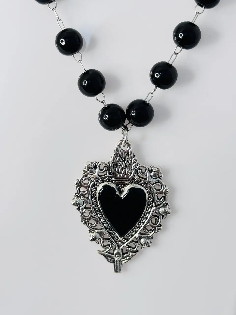 Collar Sagrado Corazón en Acero 5