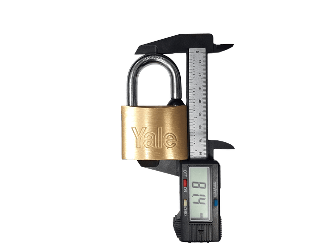 Candado Yale Italiano 110-50 Original Latón 50mm Interiores