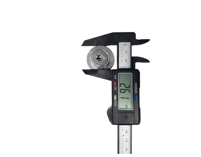 Chapa Cerradura Vitrina 140mm Base Ancha Niquelada Serrucho Largo