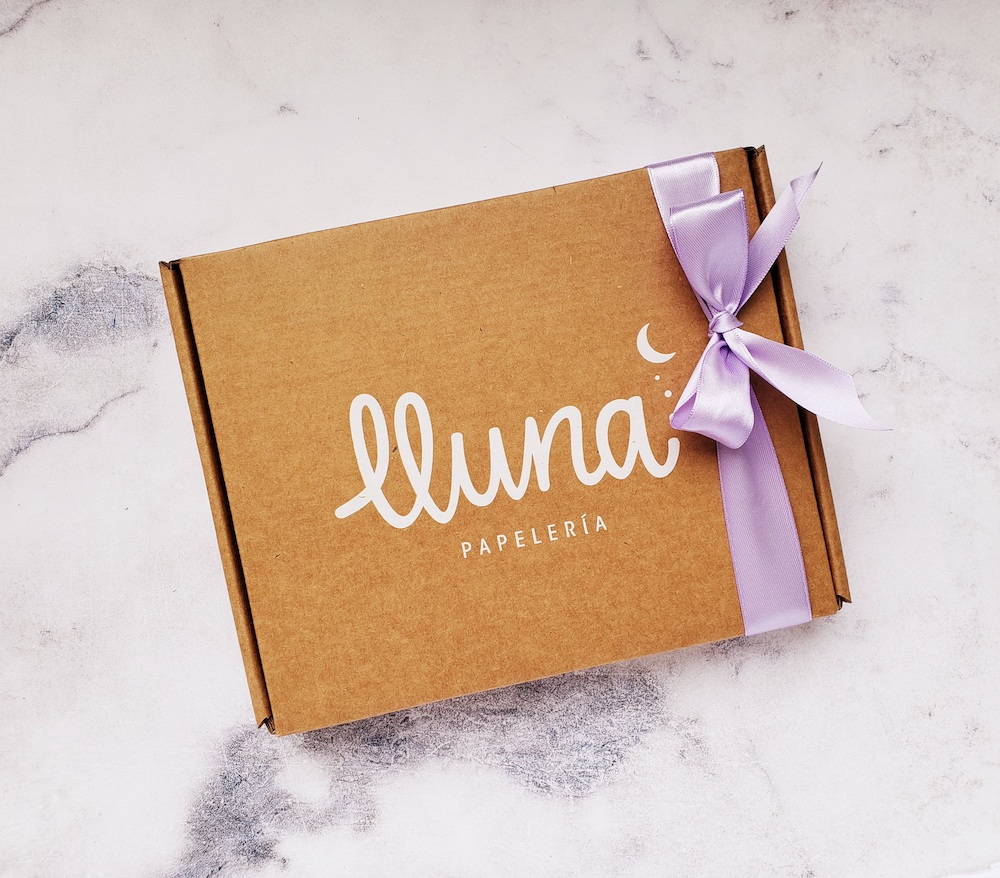 GIFT BOX