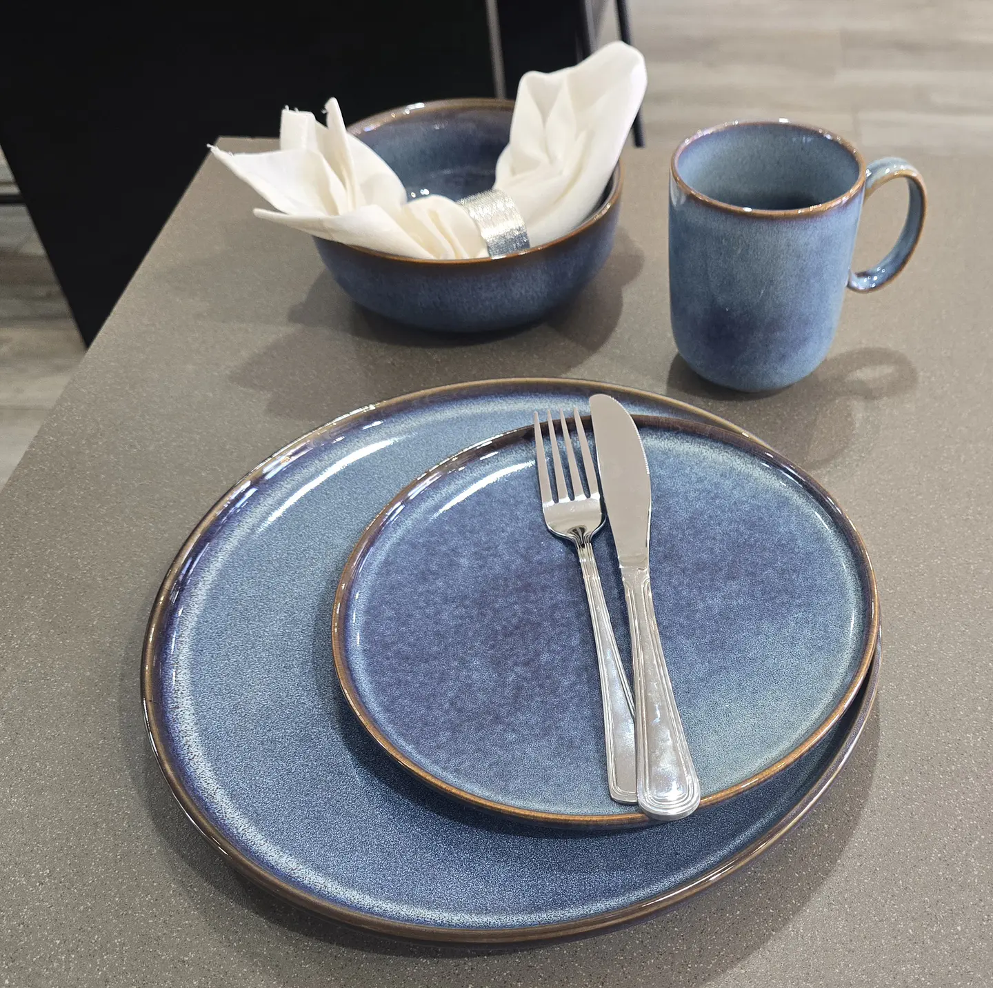 Plato de pan Azul liso  1