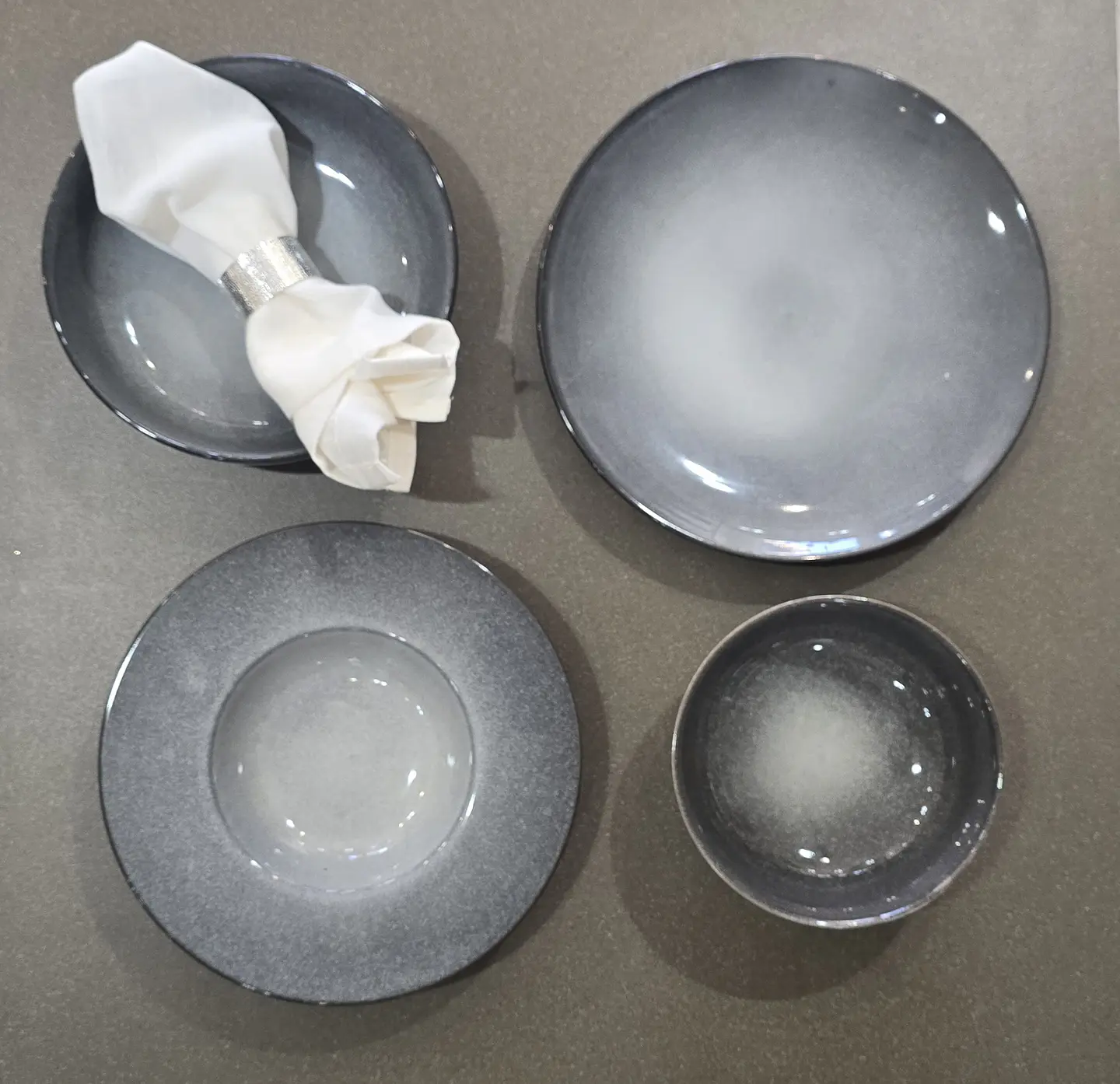 Plato de fondo Gris Degradé 1