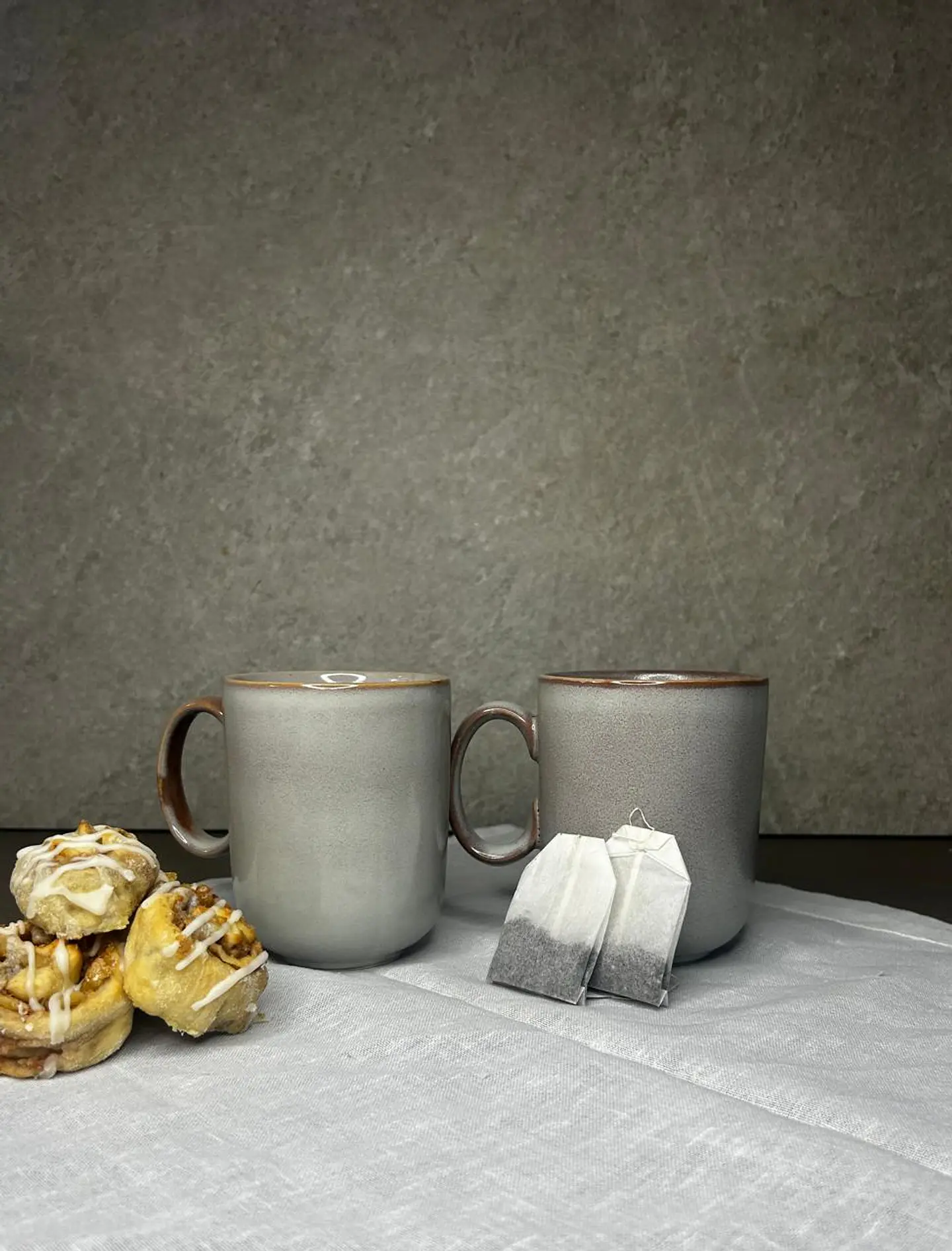 Tazon gris liso  2