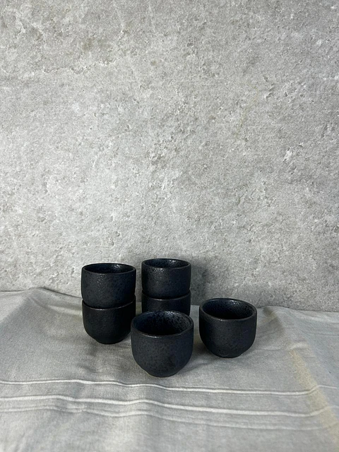 Mini vasos de ceramica Ebano 