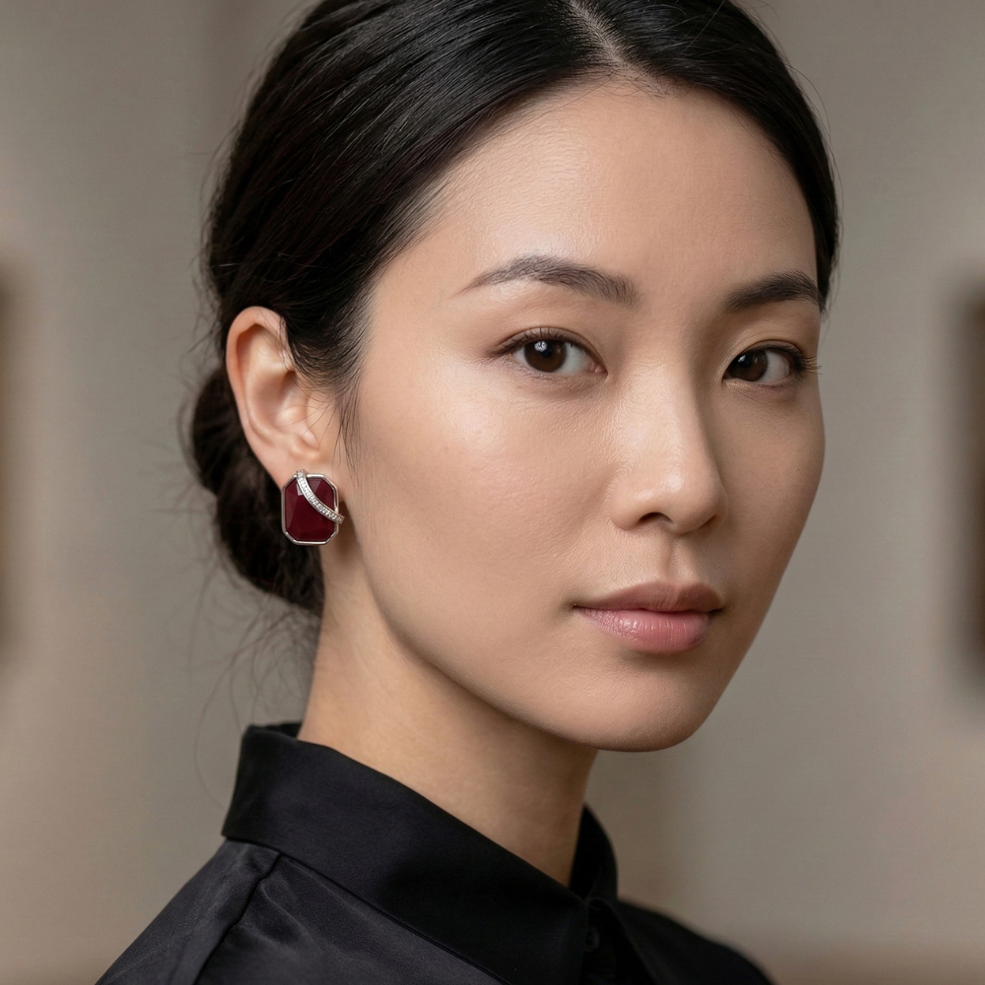 Aretes Fashion Color Vino Tinto con Diseño Elegante y Moderno 7