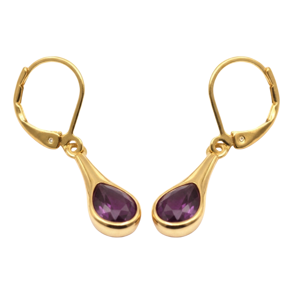 Set de Aretes Elegantes Brillo Eterno x4 en Color Dorado Diseño Clásico y Sofisticado 3