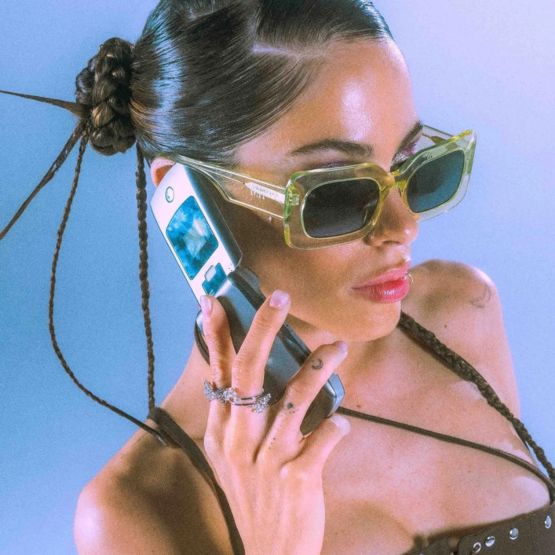 Gafas de Sol Hawkers Album Flechazo X Tini Color Amarillo Para Mujer Talla 55mm 8