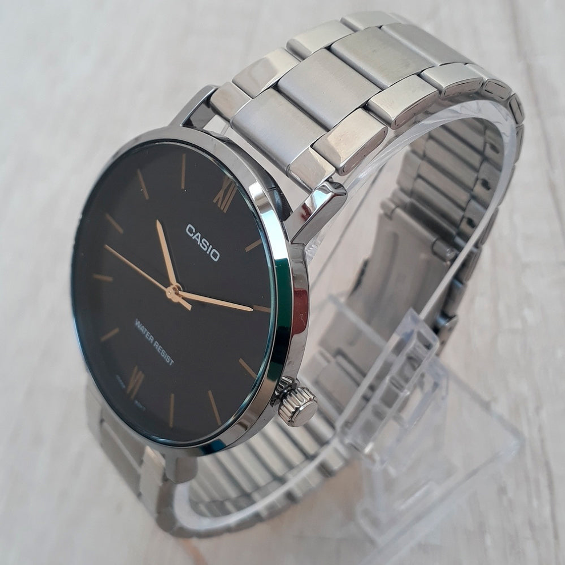 Reloj Análogo Casio Original LTP-VT01D-1B Unisex Color Plateado y Negro 6