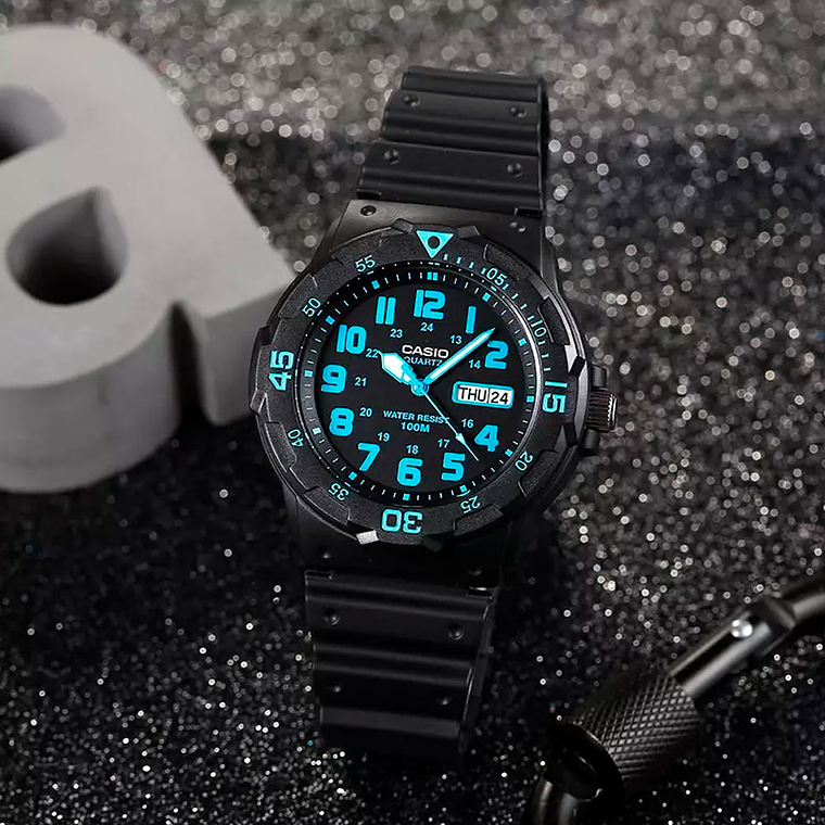 Reloj Análogo Casio Original MRW-200H-2B para Hombre en Resina Negro y Numeros en Azul 6