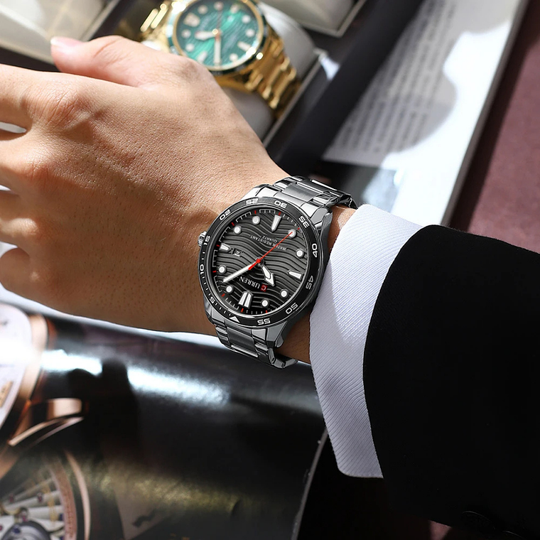 Reloj Análogo Curren Original KREd681901 para Hombre Acero Color Plata y Negro 4