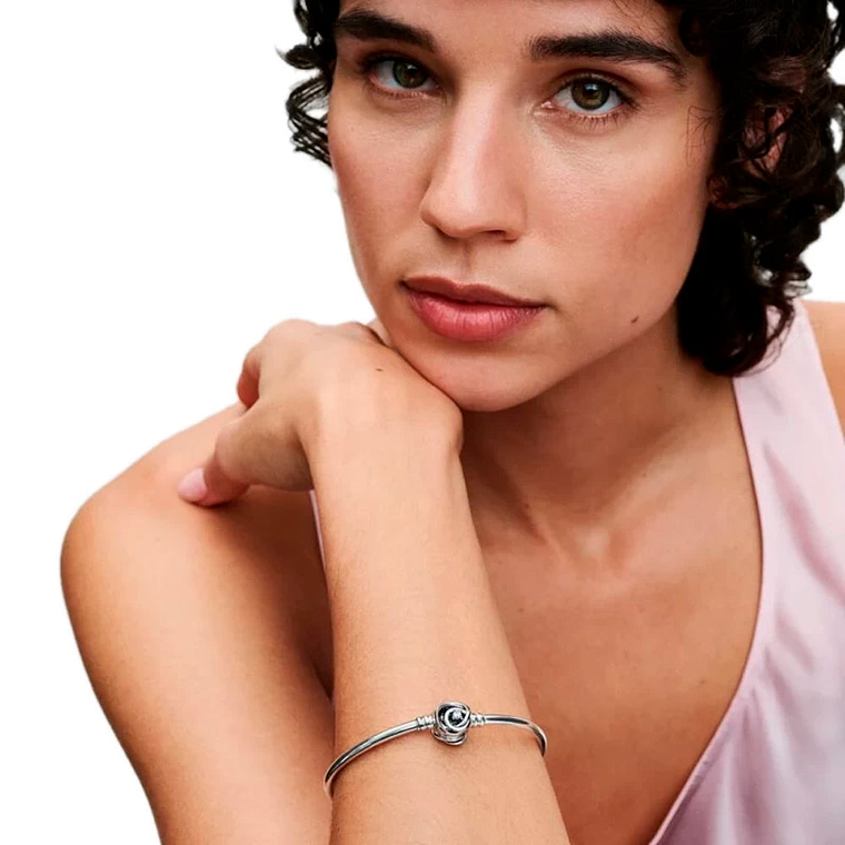 Pulsera Brazalete Pandora Con Cierre de Rosa Rodeado Pandora Moments 593229C01 Talla 19cm 5
