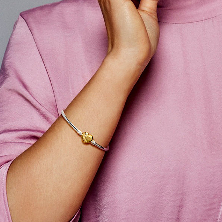 Pulsera Brazalete Pandora Cierre Corazón Dorado con Logo Pandora 567163 Plata 925 Talla 18cm 4