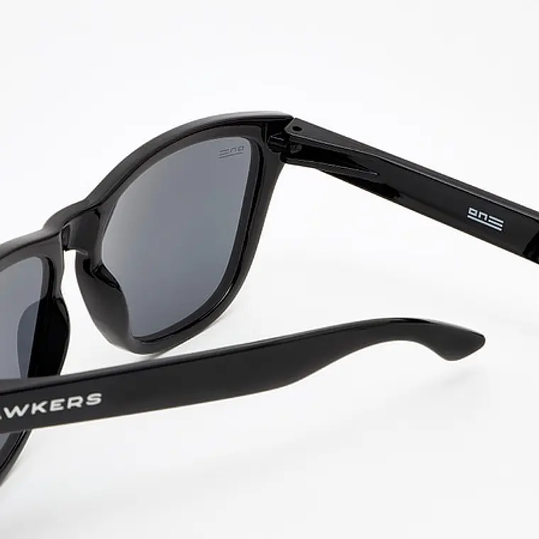 Lentes de Sol Hawkers One OTR23 Negro Brilloso Unisex Talla 54mm 5