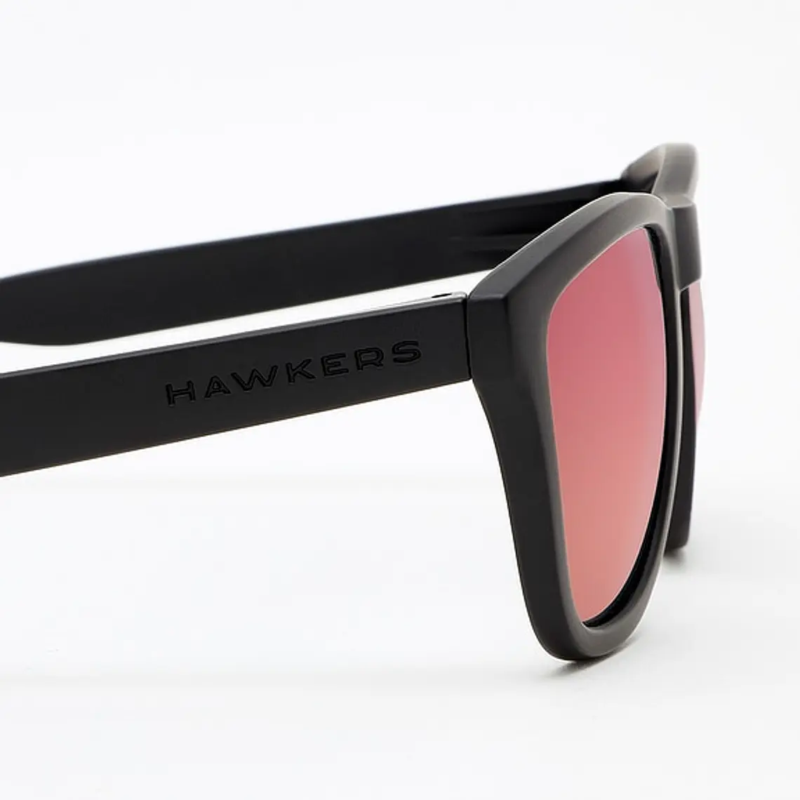 Lentes de Sol Hawkers One OTR48 Negro Mate Rojo Espejado Talla 54mm 5