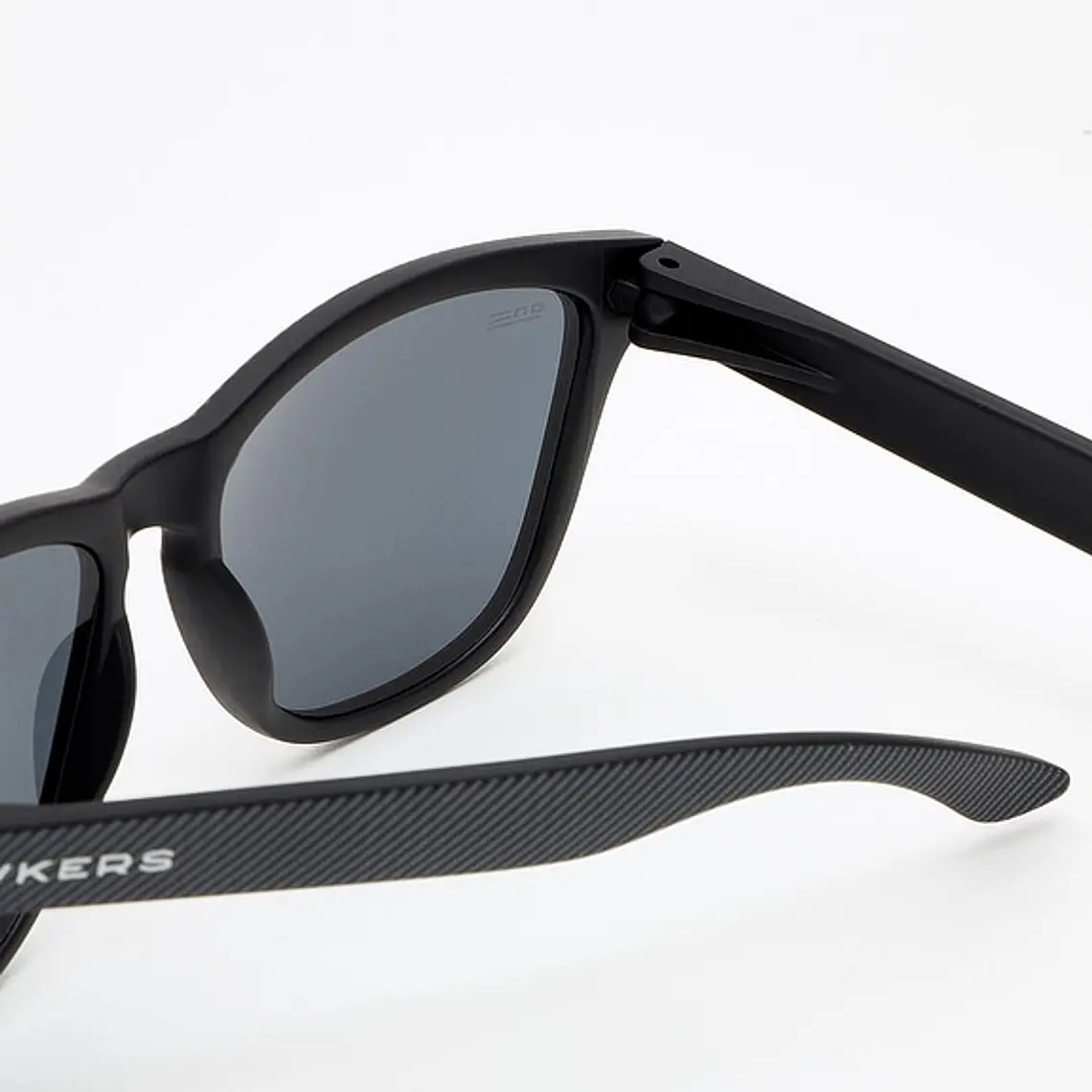 Lentes de Sol Hawkers One CC18TR02 Negro Carbono Mate Unisex Talla 54mm 8