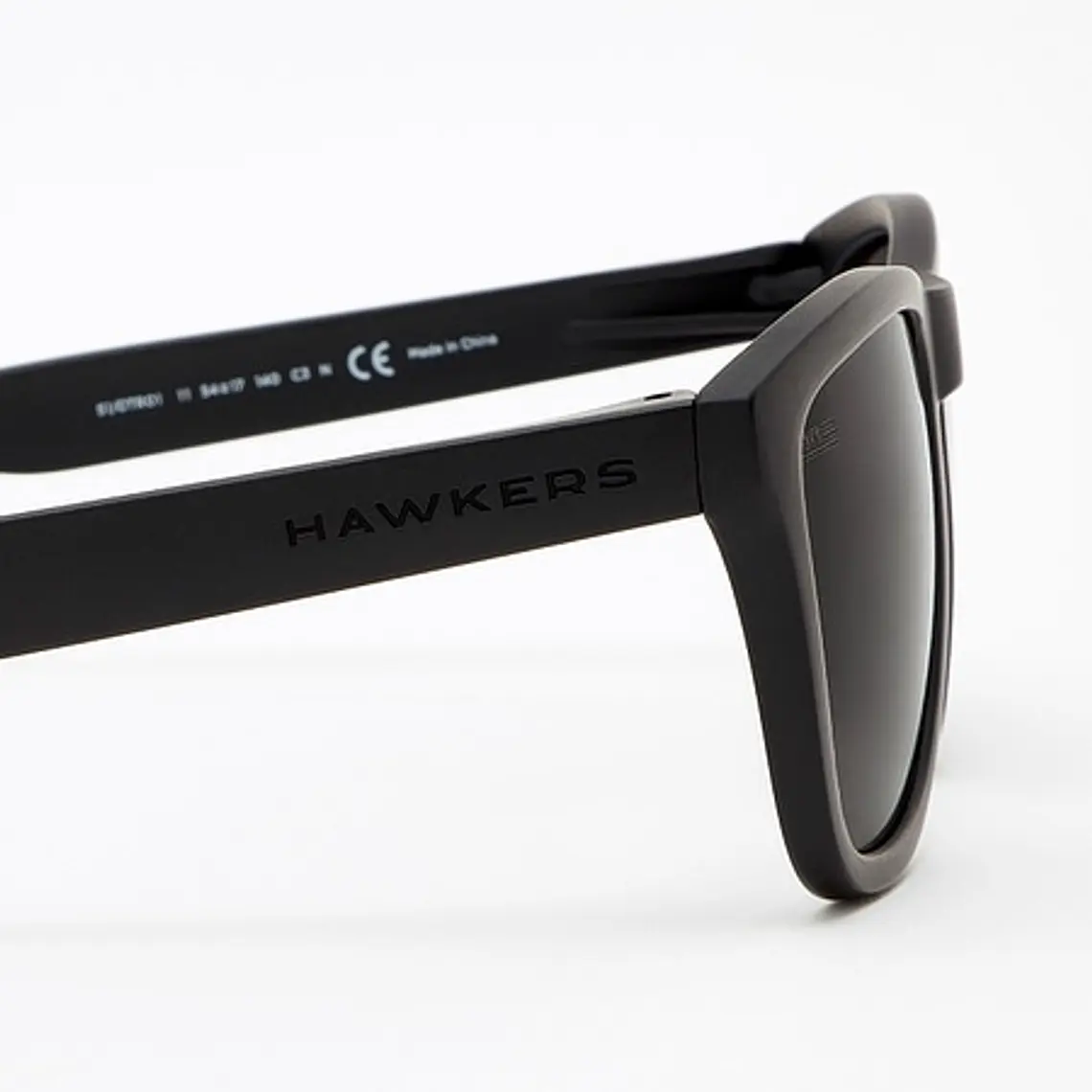 Lentes de Sol Polarizado Hawkers One Raw HONR21BBTP Negro Black Talla 54mm 5