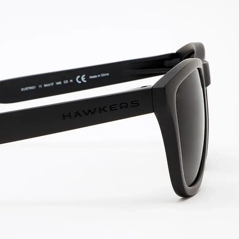 Lentes de Sol Polarizado Hawkers One Raw HONR21BBTP Negro Black Talla 54mm 5