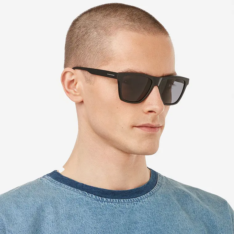 Lentes De Sol Hawkers One Ls Raw Black Dark HOLR21BBTO - Talla 54mm 2