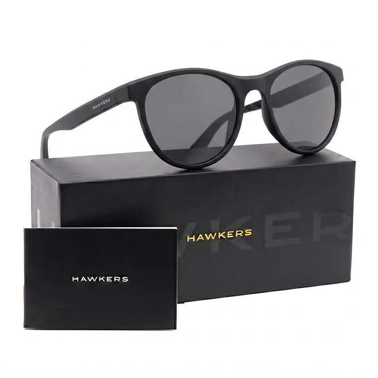 Lentes De Sol Polarizado Hawkers Trail  Black Dark HTRA24BBTP - Talla 53mm  1