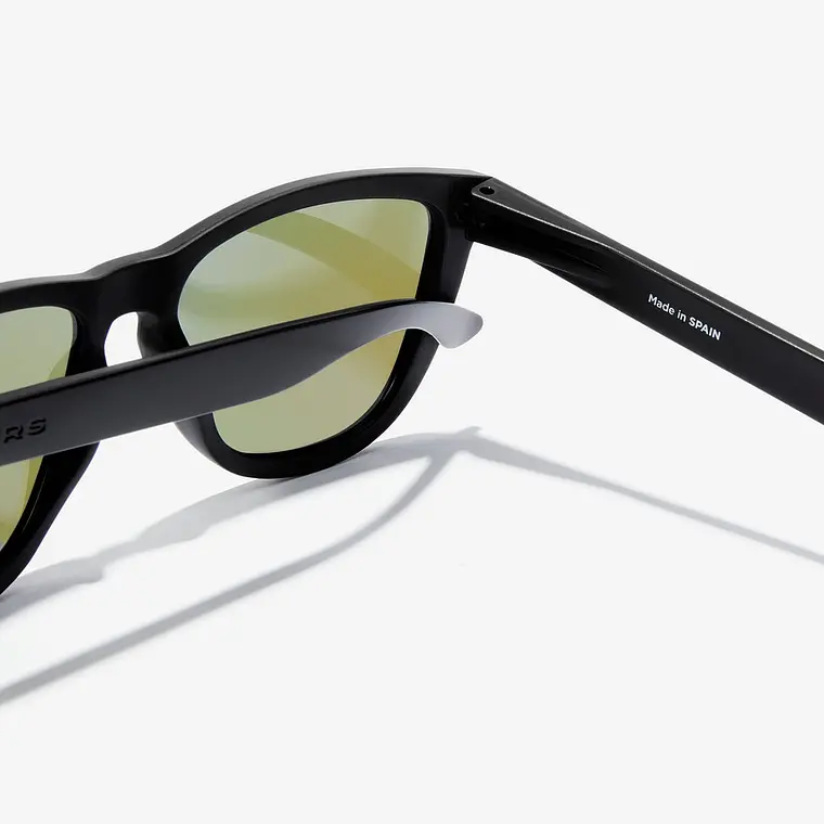 Lentes De Sol Polarizado Hawkers One Raw Black Sky HONR21BLTP - Talla 54mm 7