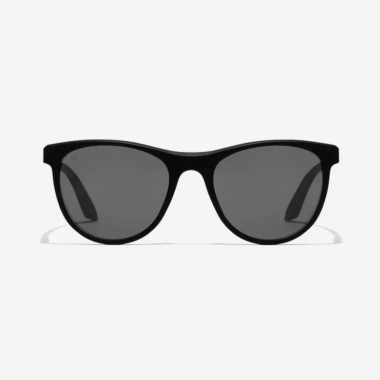 Lentes De Sol Polarizado Hawkers Trail  Black Dark HTRA24BBTP - Talla 53mm  4