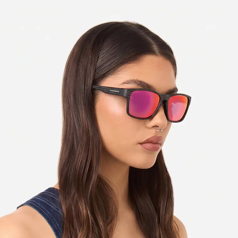 Lentes De Sol Polarizado Hawkers Core Raw Carbon Fiber Black Ruby HCRA25NRTP -Talla 56mm 3
