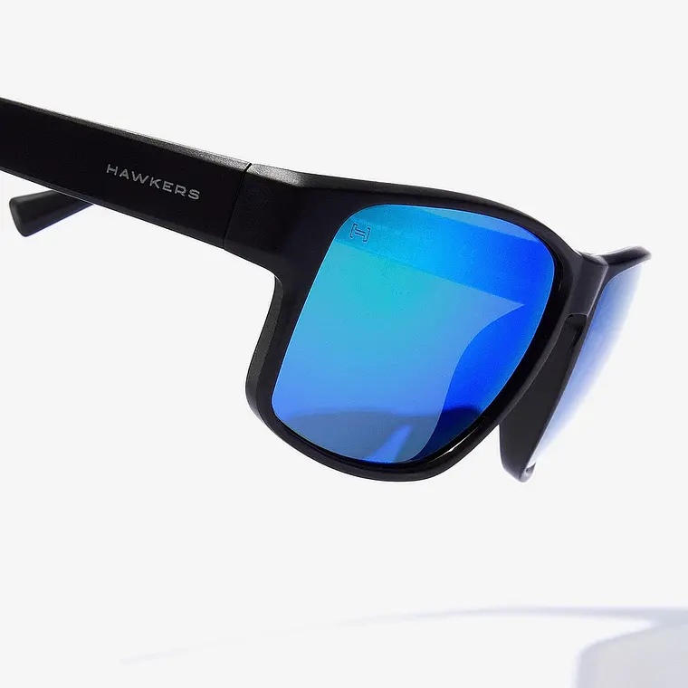 Lentes De Sol Polarizado Hawkers Faster Raw Black Emerald HFRA22BFTP - Talla 58mm 8