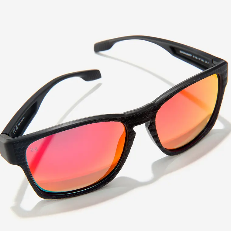Lentes De Sol Polarizado Hawkers Core Raw Carbon Fiber Black Ruby HCRA25NRTP -Talla 56mm 8