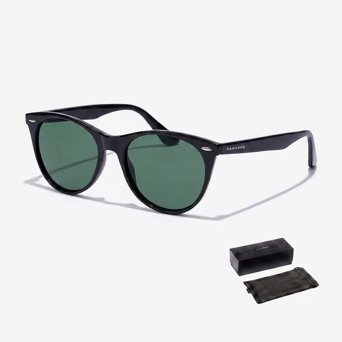 Lentes de Sol Polarizado Hawkers Harlow Black Verde HHAR22BETP - Talla 54mm 1