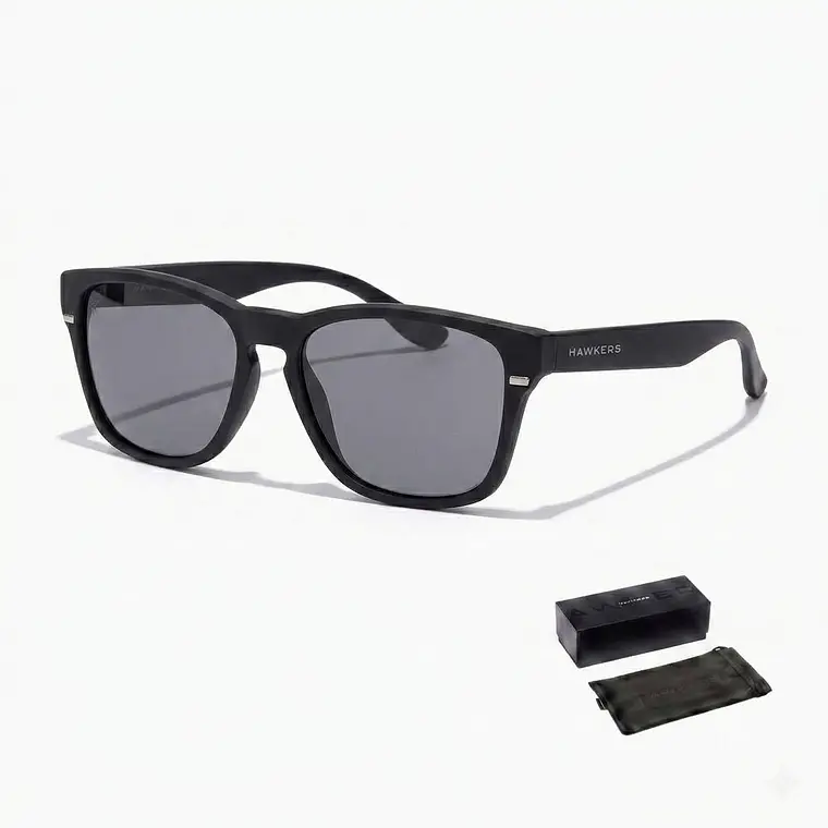 Lentes de Sol Polarizado Hawkers Core Raw HCRA22BBTP Negro - Talla 56mm 1
