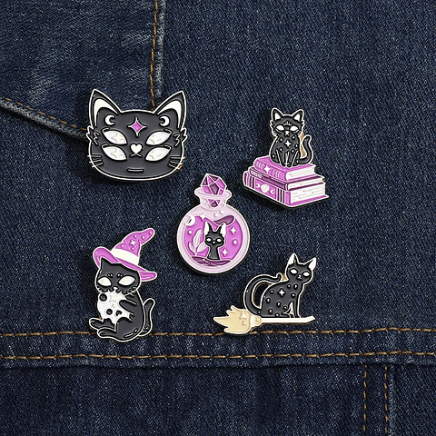 Pin Witch Cat