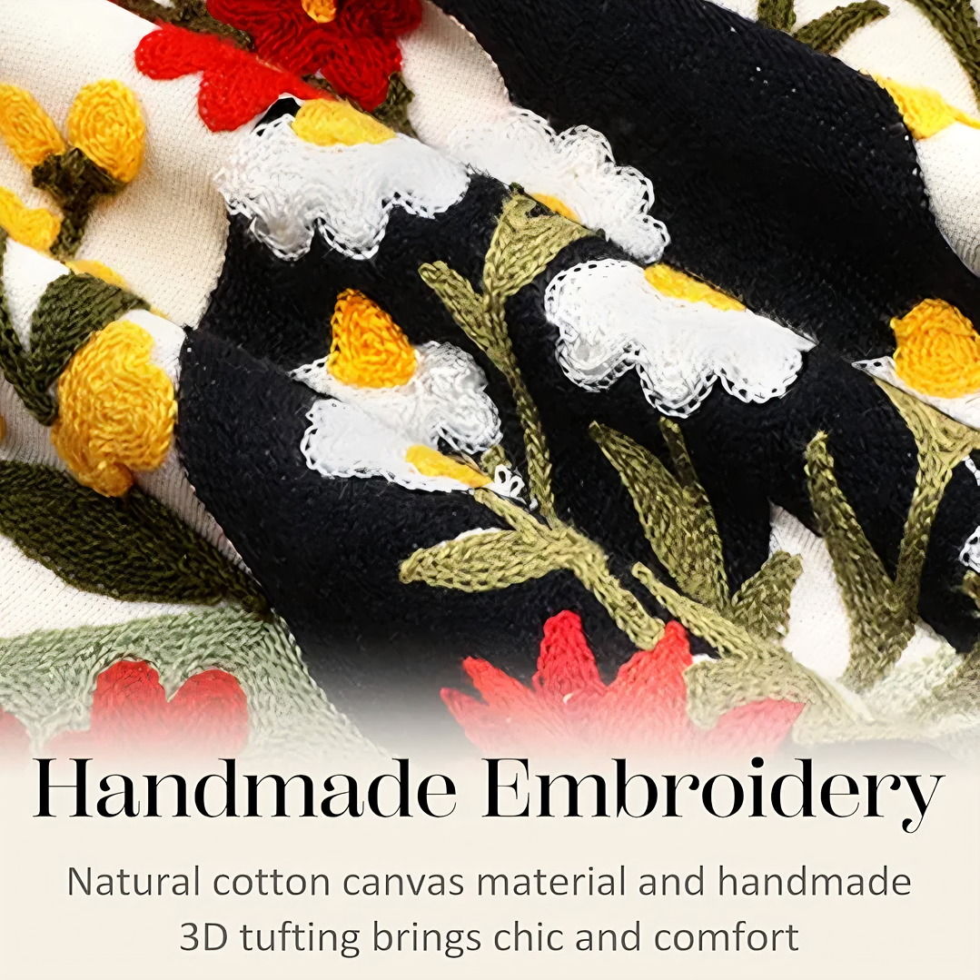 Funda de Cojin Gato Negro y Flores 4