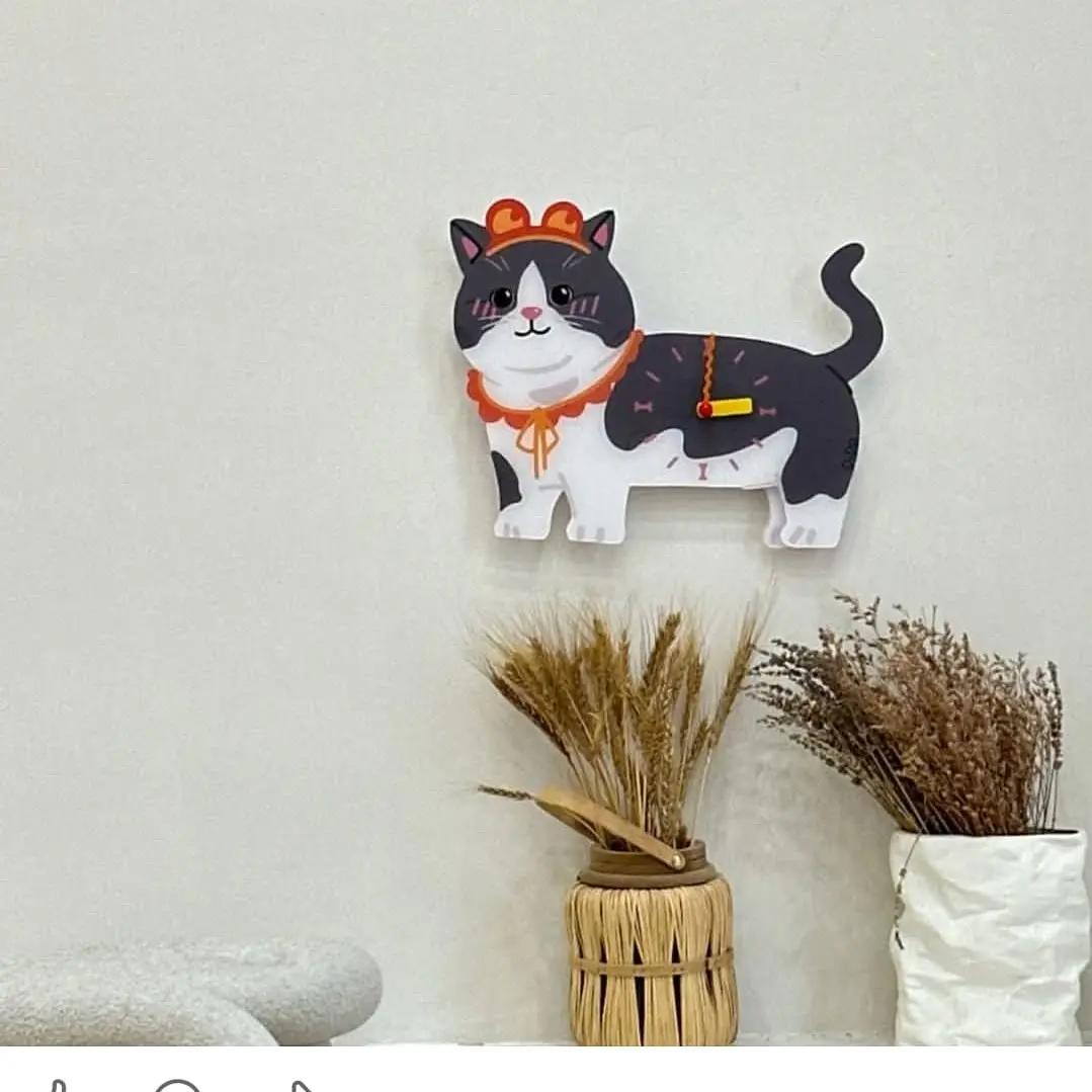 Reloj Gato con Movimiento de Patita 4