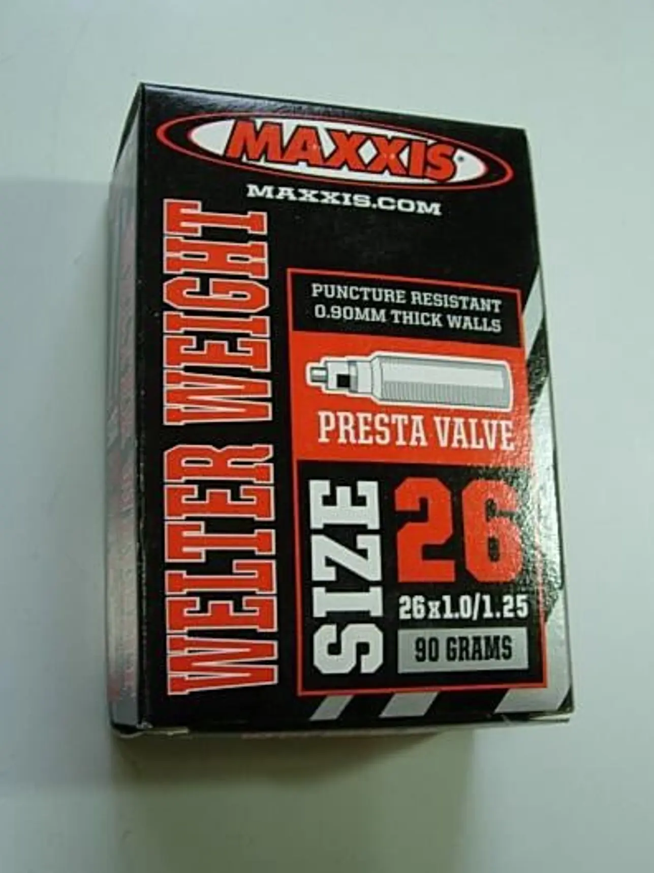 Cámara Maxxis Welter Weight  26x1.0~1.25 1
