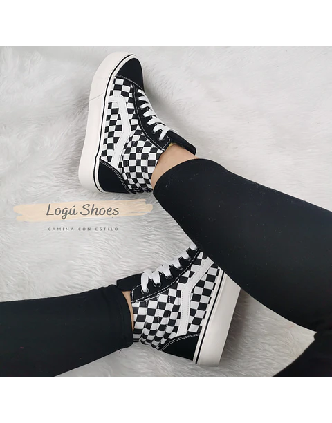 Zapatilla Mujer Mary cuadrille
