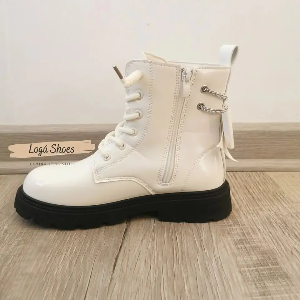 Bota Niña Isidora Blanca  3