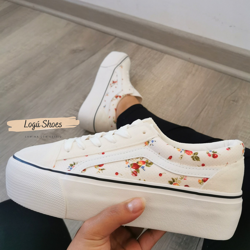 Zapatilla Mujer Isa flor blanca 