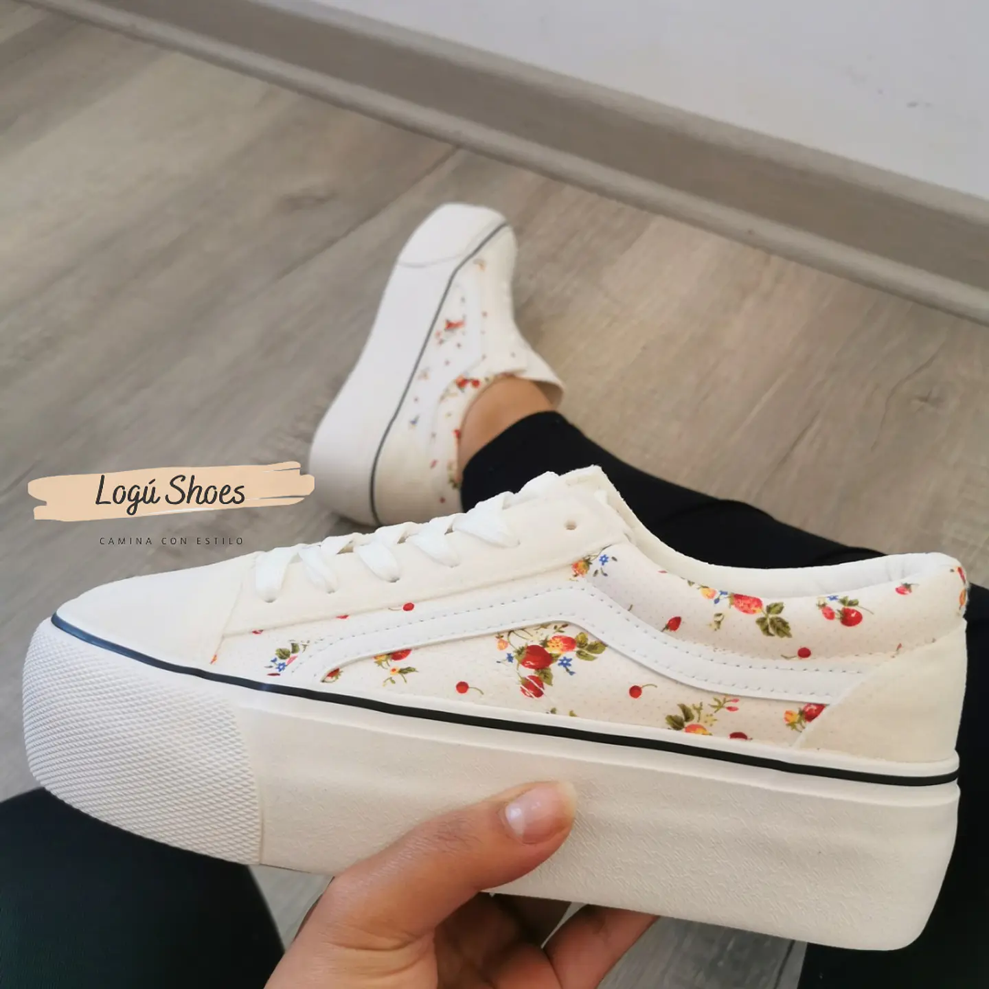 Zapatilla Mujer Isa flor blanca  1