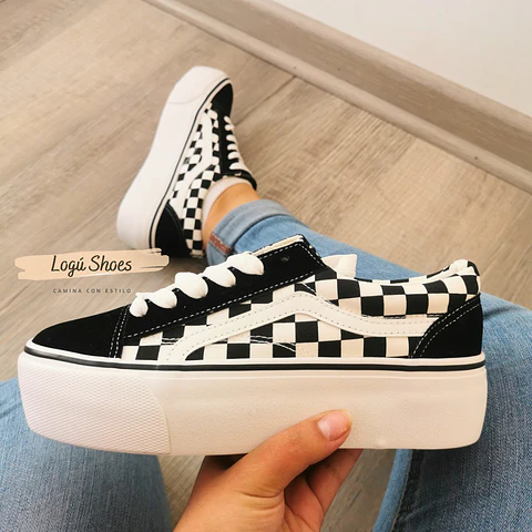 Zapatilla Mujer Isa cuadrille negra