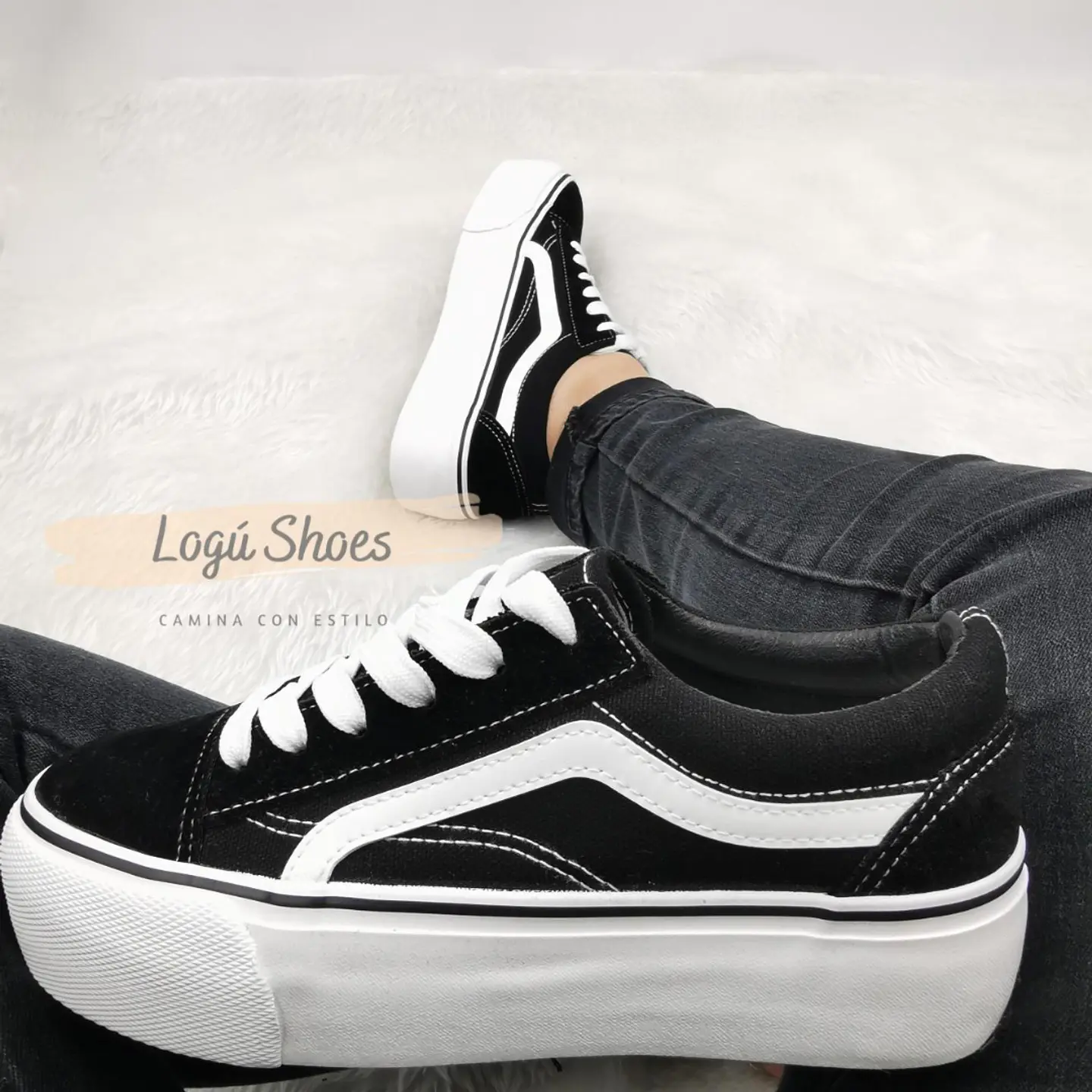 Zapatilla Mujer Isa negra  1
