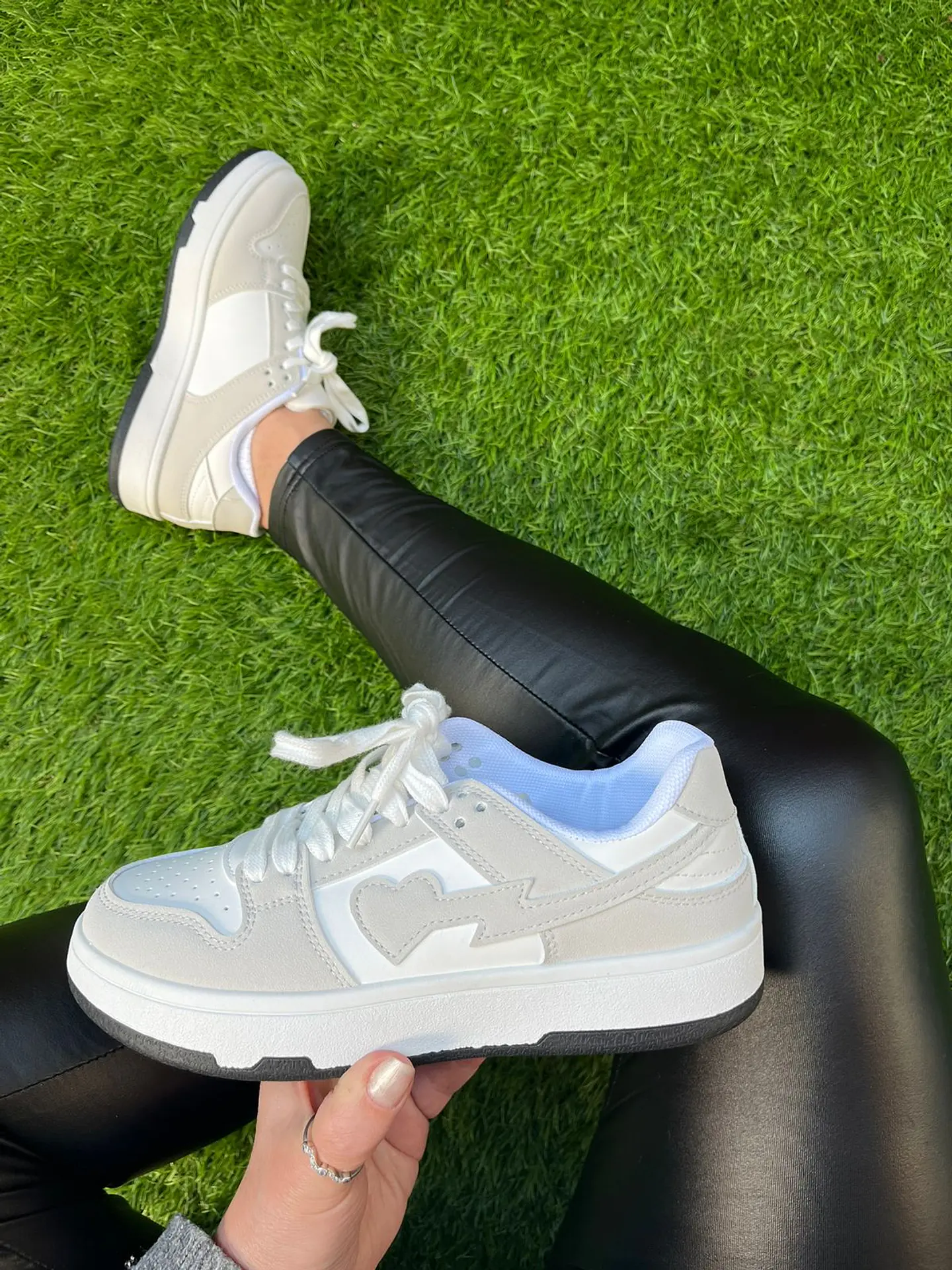 Zapatilla Mujer Mor Gris 1