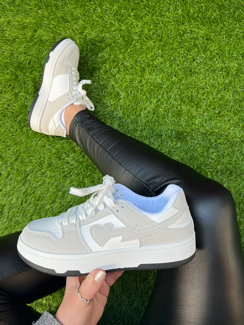 Zapatilla Mujer Mor Gris 1