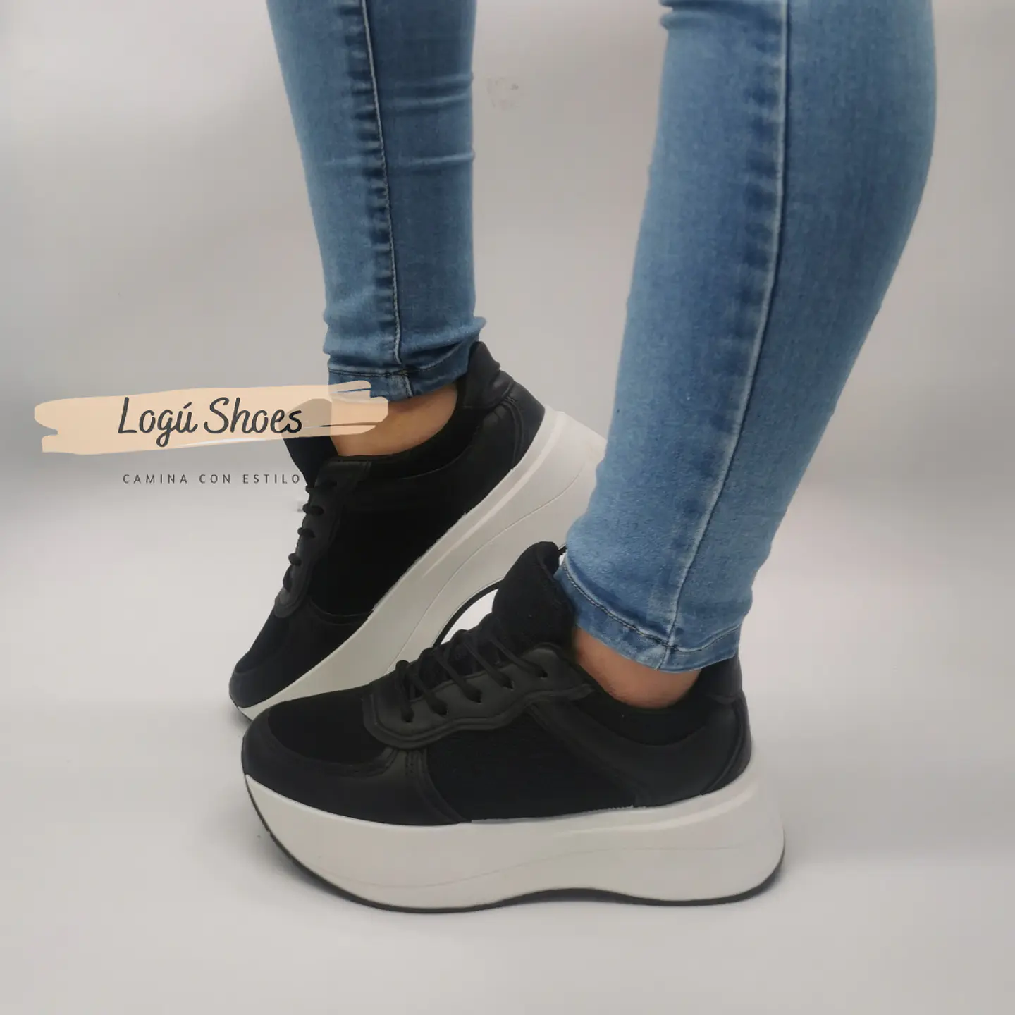 Zapatilla de Mujer Pauli Negra 2
