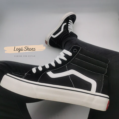 Zapatilla de Mujer Jany Negra 