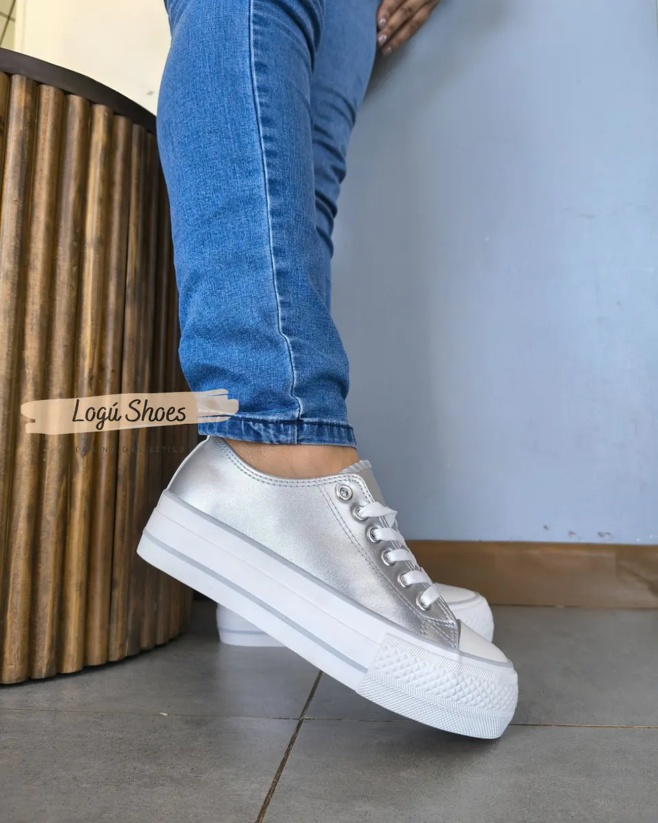Zapatilla Lía Plateada  1
